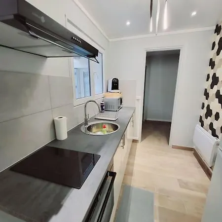 Family Flat Stade De France Airport Cdg Le Bourget 